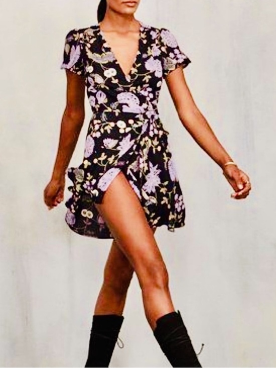 Reformation Dresses & Skirts - 🌺🎉HP🎉🌺 Reformation Penny Mini Dress